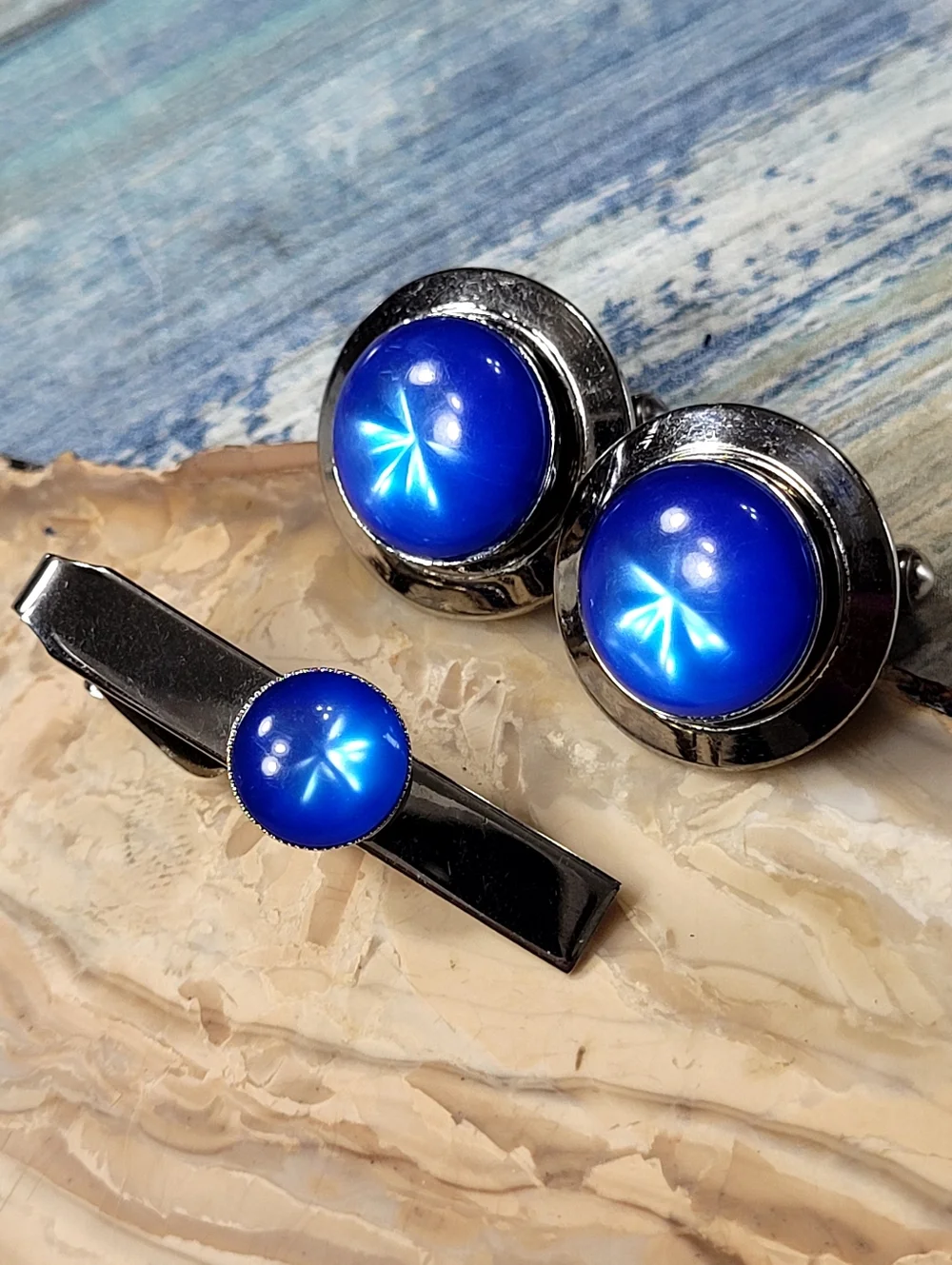 Blue Cufflink and Tie Bar Set - Classic Round Design